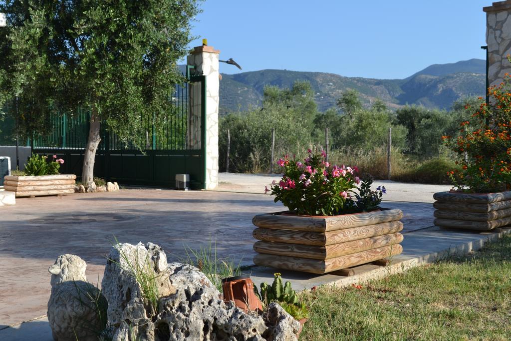 Agriturismo Antichi Ulivi Villa Матината Екстериор снимка